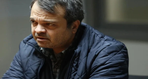 Камень, ножницы, бумага / Tas Kagit Makas